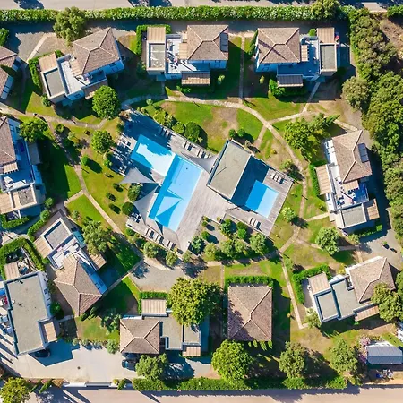 Lecci With Outdoor Pool * Porto-Vecchio (Corsica)